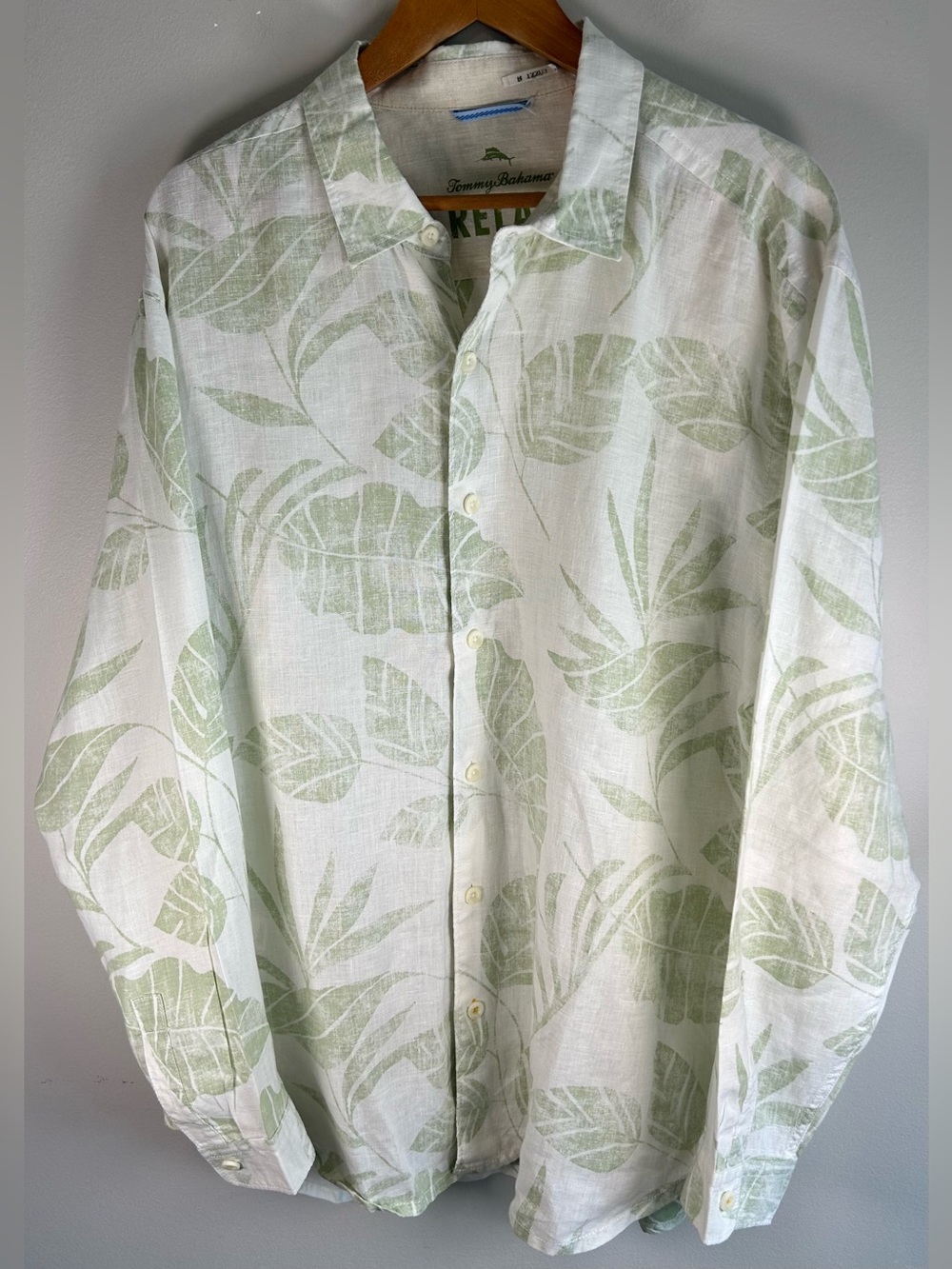 Tommy Bahama Men's Button Down Shirt XL Hawaiian Green Floral Linen Long Sleeve